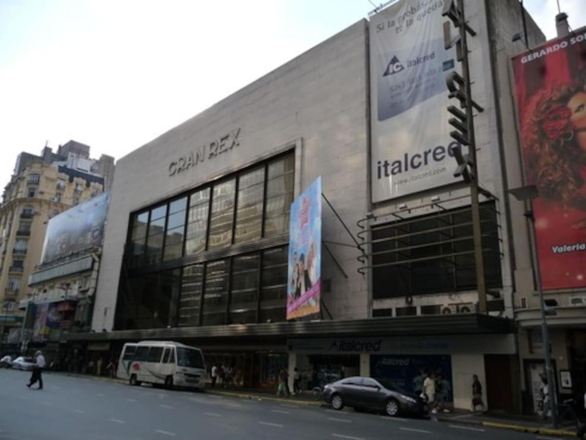 RANCHO TANGUERO EN EL OBELISCO en Corrientes 818 Buenos Aires Exterior foto